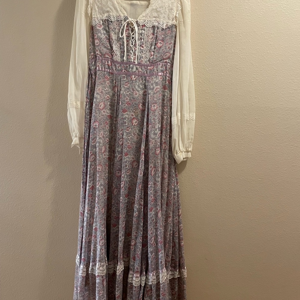 True vintage Gunne Sax Floral Lace-Up Maxi Dress Size 11
